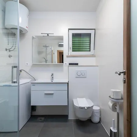 Cosy With Garden Terrace Appartement *